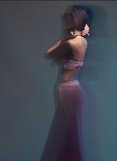 Malina - escort in Mumbai Photo 4 of 5