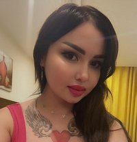 Milana the Angel - puta in Muscat