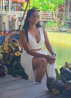 Valentina Rose - escort in Chennai Photo 6 of 7