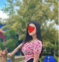 Malini 𝗢𝘂𝘁𝗰𝗮𝗹𝗹 REAL GFE (Meet&Cam - escort in Bangalore