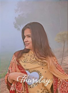 Malini - escort in Chennai Photo 2 of 4