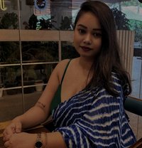 Malini 𝗢𝘂𝘁𝗰𝗮𝗹𝗹 Real Meet & Cam - escort in Bangalore Photo 4 of 4