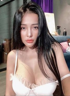 Malisa - escort in Al Manama Photo 2 of 4