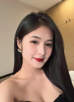 Malisa - escort in Al Manama Photo 3 of 5