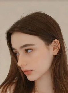 Malisa - puta in Doha Photo 2 of 7