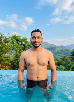 Malith - Male escort in Colombo Photo 5 of 5