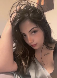 Malka - escort in Dubai Photo 2 of 6