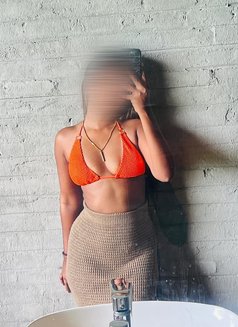 Malki - escort in Colombo Photo 7 of 12