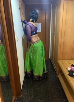 Mallika Sissy Milf - Transsexual escort in Hyderabad Photo 5 of 14