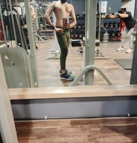 Mallu Ashiq - Acompañantes masculino in Bangalore