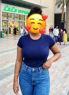 Mallu Aunty Available - escort in Kozhikode Photo 2 of 5