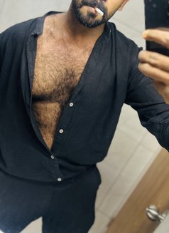 Mallu Bull Contact on Whatsapp - Male escort in Bangalore Photo 3 of 6