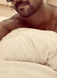 Mallu Bull Contact on Whatsapp - Male escort in Bangalore Photo 4 of 6