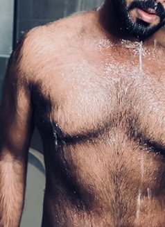 Mallu Bull Contact on Whatsapp - Male escort in Bangalore Photo 5 of 6
