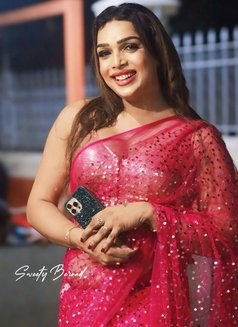 Mallu celibrty fairy Shemale in Bangalor - Acompañantes transexual in Kochi Photo 26 of 26