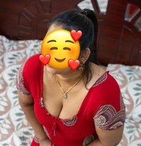 Kerala Independent Mallu Aunty Available - escort in Dubai