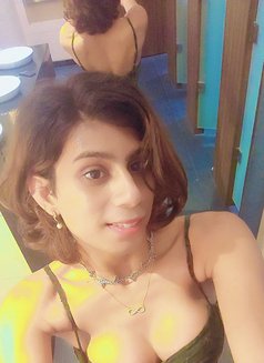 Mallu hot Sexy shemale big dick here - Acompañantes transexual in Bangalore Photo 13 of 16