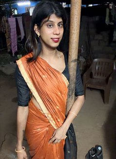 Mallu hot Sexy shemale big dick here - Transsexual escort in Bangalore Photo 13 of 14