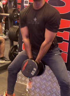 Mallu Hulk - Male escort in Dubai Photo 1 of 2