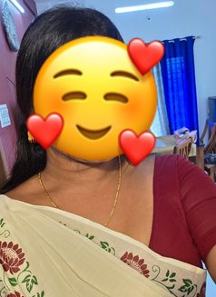 Mallu Kerala Trans Online Service - Acompañantes transexual in Malappuram Photo 2 of 7