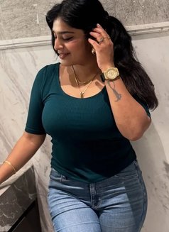 Mallu: Malyali College Girls Aunty'sav - escort in Kochi Photo 2 of 3