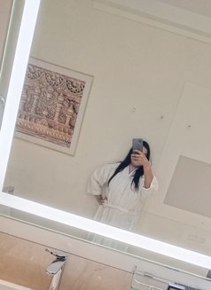 Mallu Real Beauty With Gfe Book Me - escort in Kuwait Photo 1 of 3