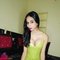 Mallu Shemale Hot Roshni - Acompañantes transexual in Chennai Photo 3 of 5