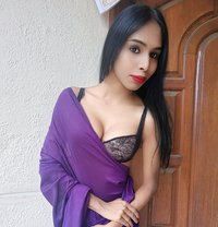 Roshni sexy queen - Transsexual escort in Chennai