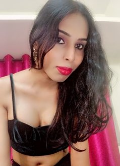 Mallu SHEMALE sexy queen roshni - Acompañantes transexual in Bangalore Photo 6 of 6