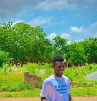Mãløñzy - Male escort in Accra