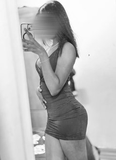 Malsha Gfe ( 20 Yrs ) I'm Slim Girl - escort in Colombo Photo 4 of 7