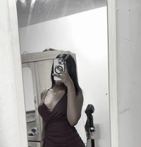 Oshadi Gfe - escort in Colombo