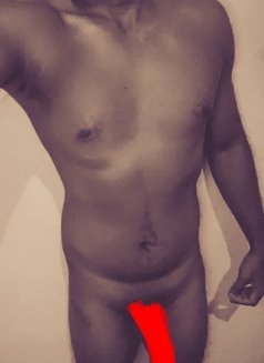 Malshan Therapist/Full service - Male escort in Colombo Photo 1 of 4