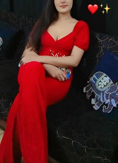 Delhi Malviya Nagar Call Girl Service - escort in New Delhi Photo 1 of 1