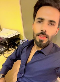 Malyk Abyy - Male escort in Riyadh Photo 1 of 13