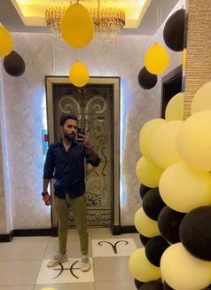 Malyk Abyy - Male escort in Riyadh Photo 5 of 13