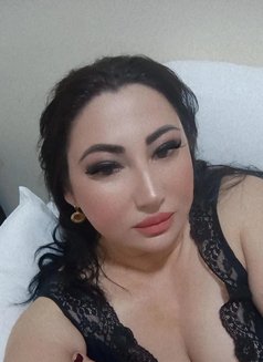 Malyka Iranian - escort in Bangkok Photo 1 of 2