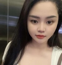 Malysan - escort in Colombo