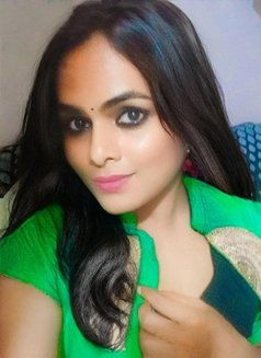 Priyanka ladyboy - Transsexual escort in Pune Photo 8 of 10