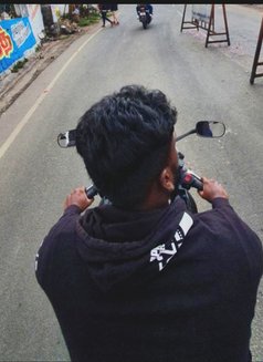 Mambaa - Male escort in Chennai Photo 4 of 5