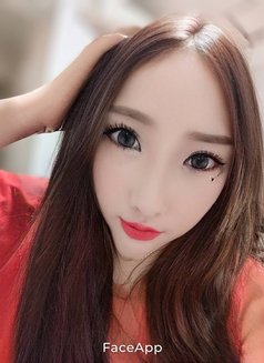 Mami New Japanese Girl - puta in Okinawa Island Photo 2 of 6