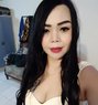 Mami - masseuse in Doha Photo 1 of 2