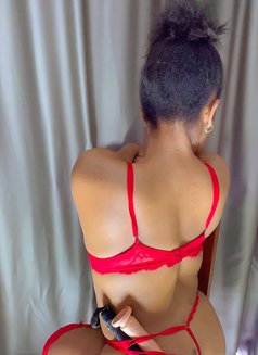 Mamito - dominatrix in Cairo Photo 7 of 7