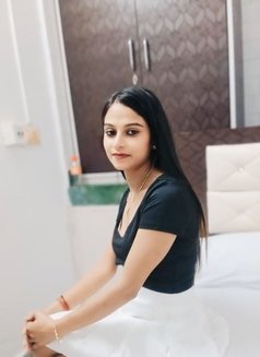 Mampi High Profile Genuine Service - escort in Kolkata Photo 4 of 4