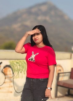 Cam🫦 & Real Meet 🤝 - escort in Ahmedabad Photo 1 of 6