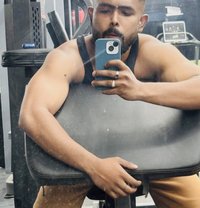 Man(8. 5inch Active Dick) - Acompañantes masculino in Guwahati