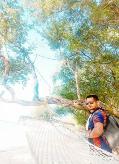 Man Bali - masseur in Bali Photo 1 of 5