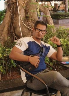 Man Bali - masseur in Bali Photo 3 of 5