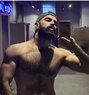 Man Bi - Acompañantes masculino in Dubai Photo 1 of 1