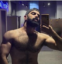 Man Bi - Male escort in Dubai